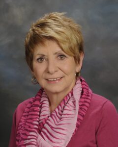 Photo of Lynn Peterson
